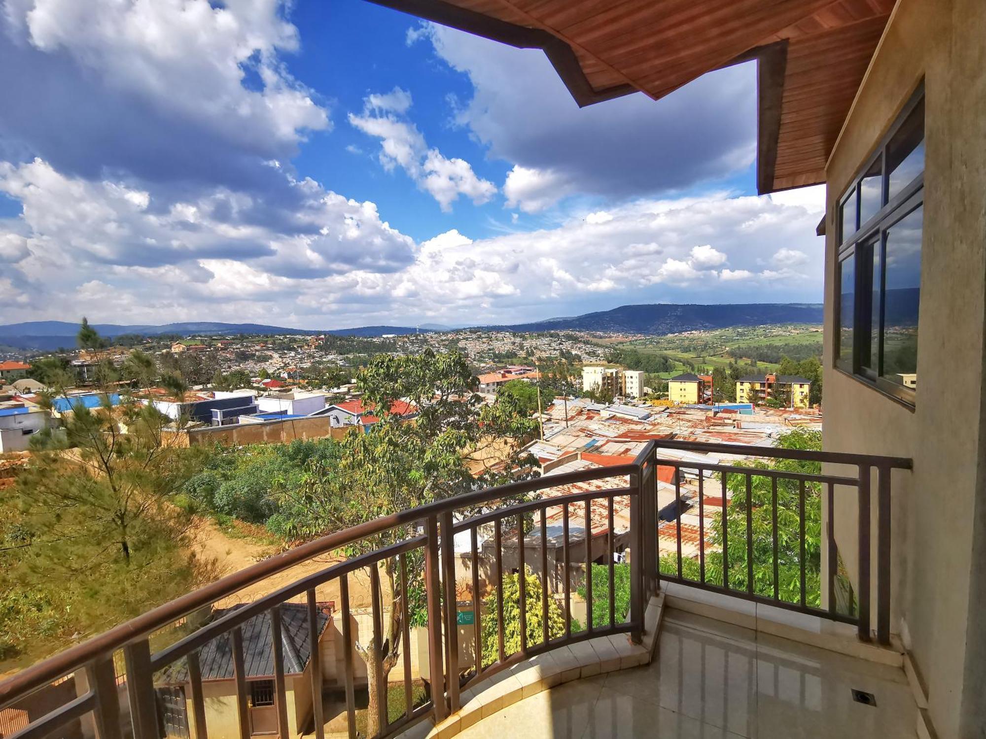 Peponi Living Spaces Kigali Bagian luar foto